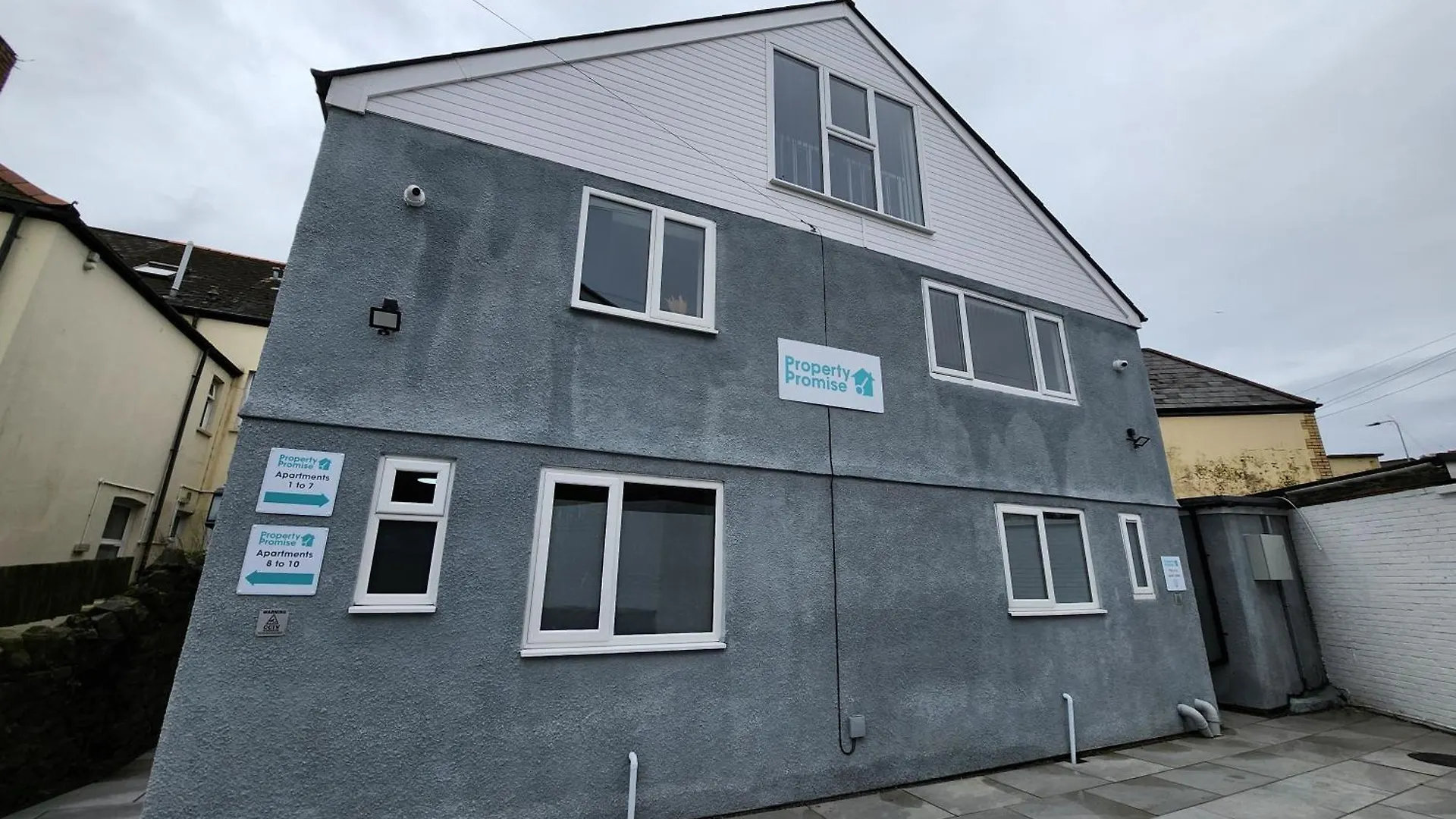 Supervalue Suite 4 - Fast Wifi, Hotel Linen, Keyless Entry, City Only 10 Mins - By Property Promise Cardiff 0*,  United Kingdom